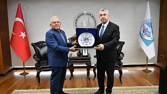 Başkan Büyükkılıç, Kayseri'yi tanıtan Endonezyalı öğrencileri ağırladı