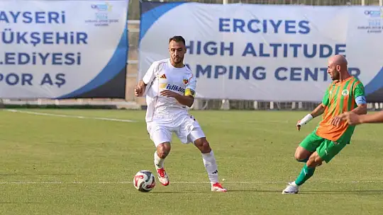 Başkan Büyükkılıç Kayserispor - Alanyaspor hazırlık maçını izledi