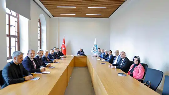 Başkan Büyükkılıç, Kent Konseyi'nin yeni yönetimini ağırladı