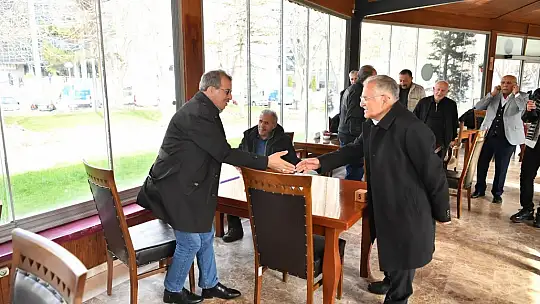 Başkan Büyükkılıç, Mimarsinan Parkı'nda vatandaşlar ve öğrencilerle bir araya geldi