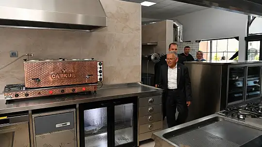 Başkan Büyükkılıç, MÜLHEM Kayseri Mutfağı'nda incelemelerde bulundu