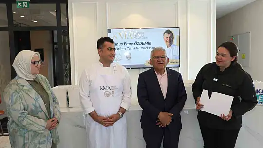 Başkan Büyükkılıç, Mutfak Sanatları Merkezi'nde Workshop etkinliklerine katıldı