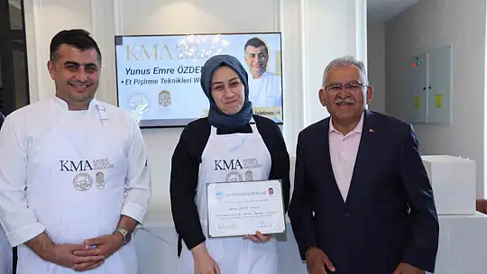 Başkan Büyükkılıç, Mutfak Sanatları Merkezi'nde Workshop etkinliklerine katıldı