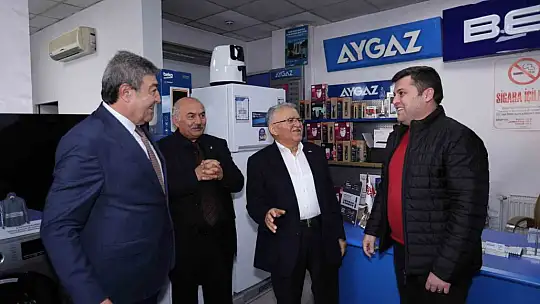 Başkan Büyükkılıç, Sarız ve Pınarbaşı'nı ziyaret etti