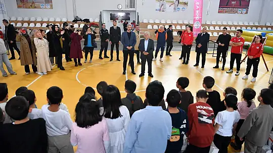 Başkan Büyükkılıç, Sevgi Evleri'nde düzenlenen bayramlaşmaya katıldı