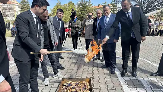 Başkan Büyükkılıç sözünü tuttu: Sarıoğlan'da nevruz coşkusu mehteranla taçlandı