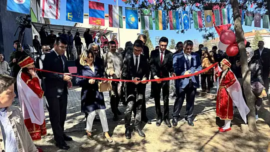 Başkan Büyükkılıç sözünü tuttu: Sarıoğlan'da nevruz coşkusu mehteranla taçlandı