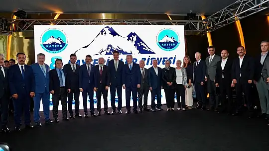Başkan Büyükkılıç'tan 8. Kayserililer Zirvesi'nde birlik, beraberlik ve dayanışma vurgusu