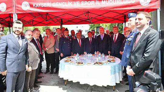Başkan Büyükkılıç'tan anlamlı 'bayram' ziyaretleri