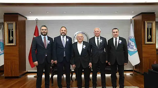 Başkan Büyükkılıç'tan birlik mesajı: Büyükşehir'de ziyaretçi rüzgarı