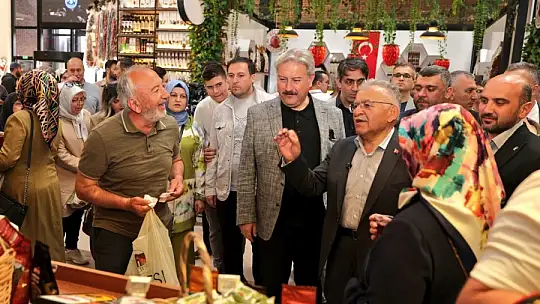 Başkan Büyükkılıç'tan Çarşı Melikgazi'ye ziyaret