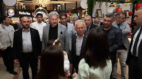 Başkan Büyükkılıç'tan Çarşı Melikgazi'ye ziyaret