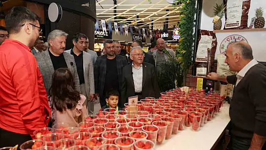 Başkan Büyükkılıç'tan Çarşı Melikgazi'ye ziyaret