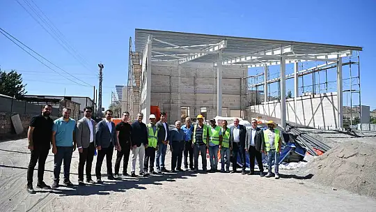 Başkan Büyükkılıç'tan Eğribucak'taki yeni itfaiye binasının inşaatına yerinde inceleme