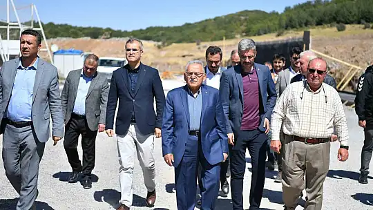 Başkan Büyükkılıç'tan Erciyes'e uluslararası standartlarda atletizm pisti projesi