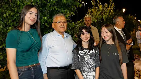 Başkan Büyükkılıç'tan halkla akşam buluşması
