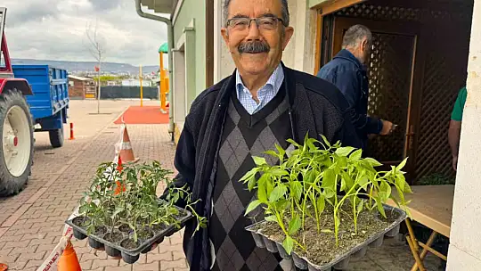 Başkan Büyükkılıç'tan hobi bahçesi sakinlerine atalık fide hediyesi