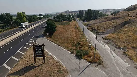 Başkan Büyükkılıç'tan kayadan oyma Kültepe Müzesi'ne takip