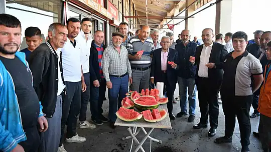 Başkan Büyükkılıç'tan Kayseri Halk Kompleksi'ne sabah ziyareti