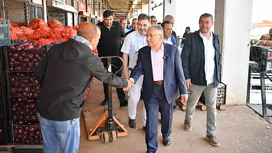 Başkan Büyükkılıç'tan Kayseri Halk Kompleksi'ne sabah ziyareti