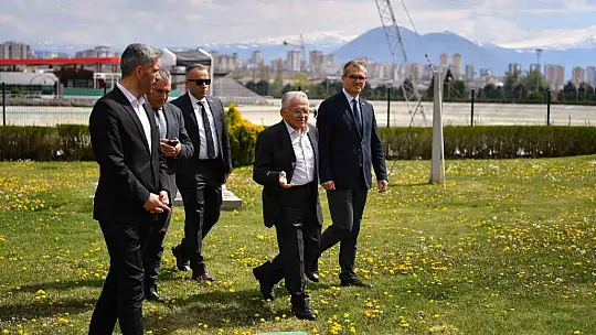 Başkan Büyükkılıç'tan Kayseri'ye İç Anadolu'nun en büyük Aquaparkı müjdesi