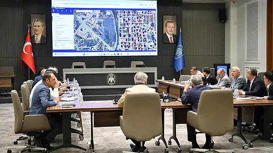 Başkan Büyükkılıç'tan Melikgazi'de 'Yatırım Değerlendirme Toplantısı'
