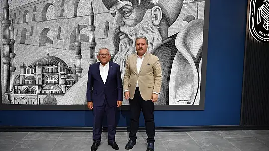 Başkan Büyükkılıç'tan Melikgazi'de 'Yatırım Değerlendirme Toplantısı'