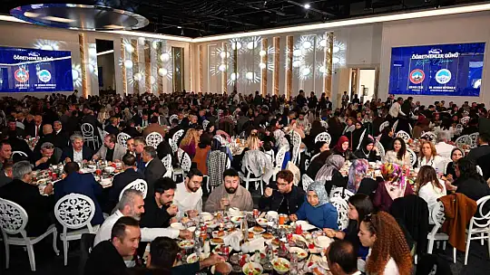 Başkan Büyükkılıç'tan öğretmenlere: 'İyi ki varsınız'