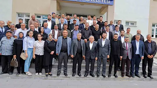 Başkan Büyükkılıç'tan üç ilçede saha mesaisi: Muhtarların taleplerini yerinde dinledi