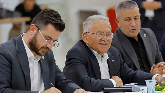 Başkan Büyükkılıç'tan üç ilçede saha mesaisi: Muhtarların taleplerini yerinde dinledi