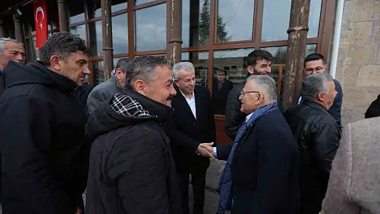 Başkan Büyükkılıç'tan Yahyalı ve Yeşilhisar'a Ramazan ayı ziyaretleri