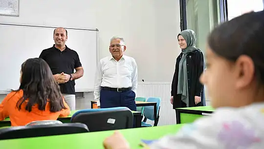 Başkan Büyükkılıç'tan yaz okulu ziyareti