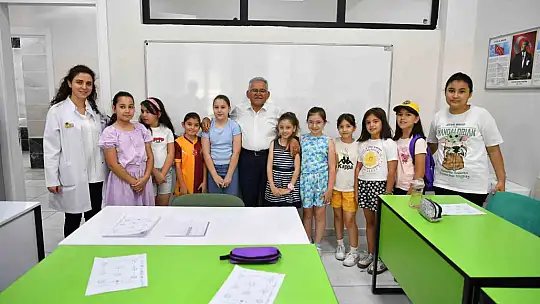 Başkan Büyükkılıç'tan yaz okulu ziyareti