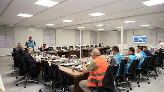 Başkan Büyükkılıç'tan yüksek hızlı tren şantiyesinde inceleme