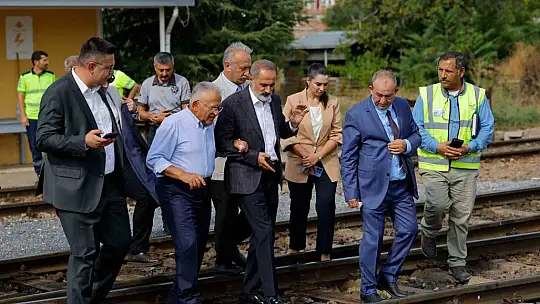 Başkan Büyükkılıç, TCDD Genel Müdürü Kurt ile Kayseri'nin ulaşımını görüştü