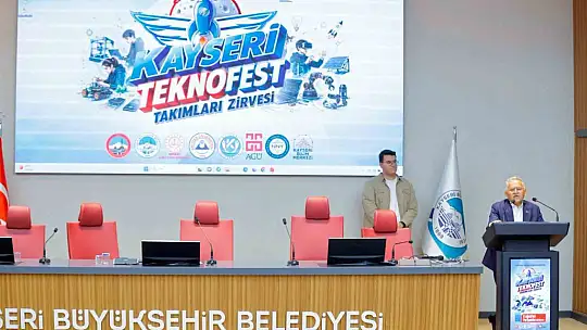 Başkan Büyükkılıç, TEKNOFEST gençliğiyle buluştu: 'Kayseri'yi bilim ve teknolojinin merkezi yapacağız'