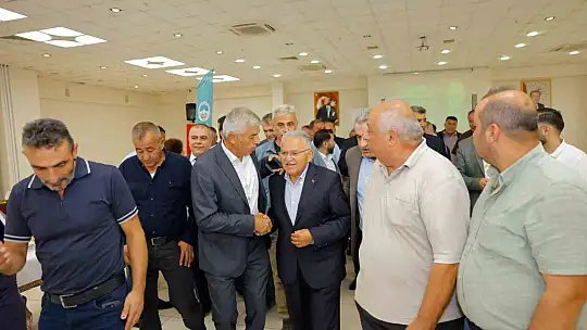 Başkan Büyükkılıç, Tomarza'da muhtarlarla istişare etti