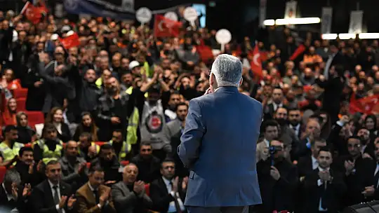 Başkan Büyükkılıç, Toplu İş Sözleşme Töreni'nde personelin sevincine ortak oldu