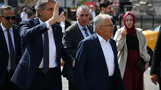 Başkan Büyükkılıç ve AK Parti Genel Başkan Yardımcısı Demir'den esnaf ziyaretleri