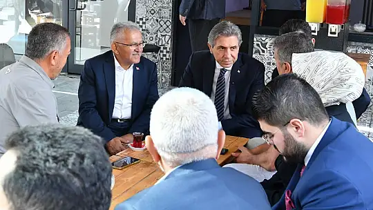 Başkan Büyükkılıç ve AK Parti Genel Başkan Yardımcısı Demir'den esnaf ziyaretleri
