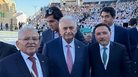 Başkan Büyükkılıç ve Vali Çiçek, Özbekistan'da onur konuğu olarak Kayseri'yi temsil etti