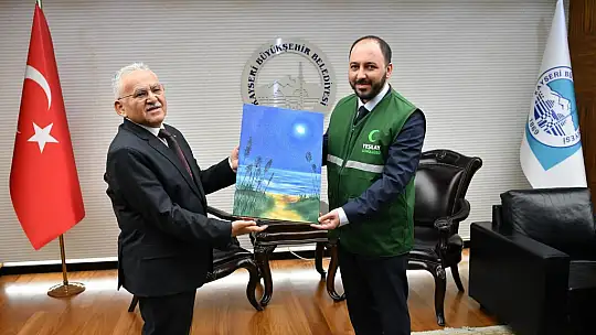 Başkan Büyükkılıç, Yeşilay Kayseri Şubesi'nin yeni yönetimini ağırladı