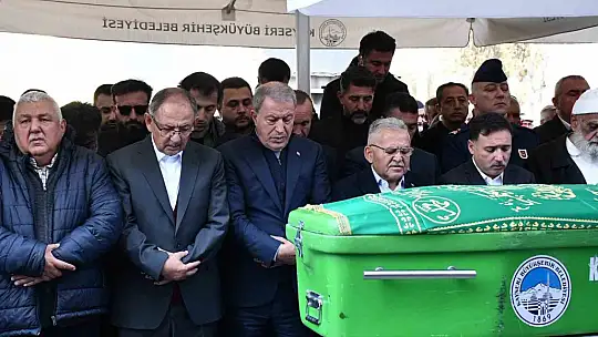 Başkan Büyükkılıçın ağabeyi Ramazan Büyükkılıç toprağa verildi