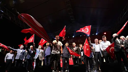 Başkan Çolakbayrakdar: '15 Temmuz ruhu, milletimizin iradesinin en güçlü nişanesidir'