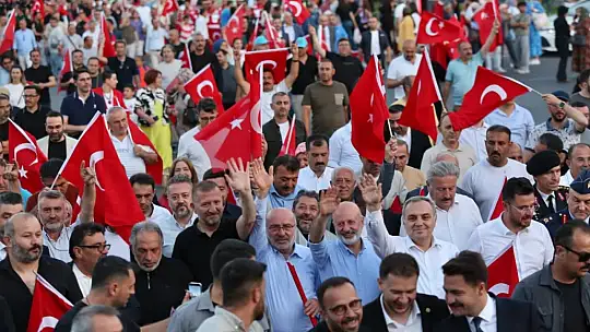 Başkan Çolakbayrakdar: '15 Temmuz ruhu, milletimizin iradesinin en güçlü nişanesidir'