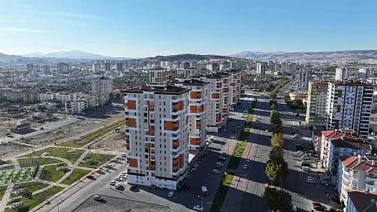 Başkan Çolakbayrakdar: '7 bin 562 sosyal konut şehrimize ve tüm hemşehrilerime hayırlı olsun'