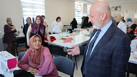 Başkan Çolakbayrakdar: 'Akademi ile 7'den 70'e herkesin, özellikle ailelerin mutluluğunu artırıyoruz'