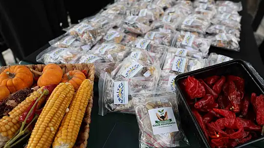 Başkan Çolakbayrakdar: 'Ata tohumları, geleceğe bırakacağımız en kıymetli millî mirasımızdır'