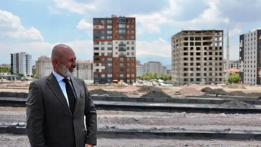 Başkan Çolakbayrakdar: 'Bir kentsel dönüşüm projesi bitiyor, yeni projenin müjdesini veriyorum'