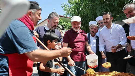 Başkan Çolakbayrakdar: 'Birlik ve beraberliğimiz daim olsun'